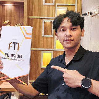 Joshua Palti Sinaga
